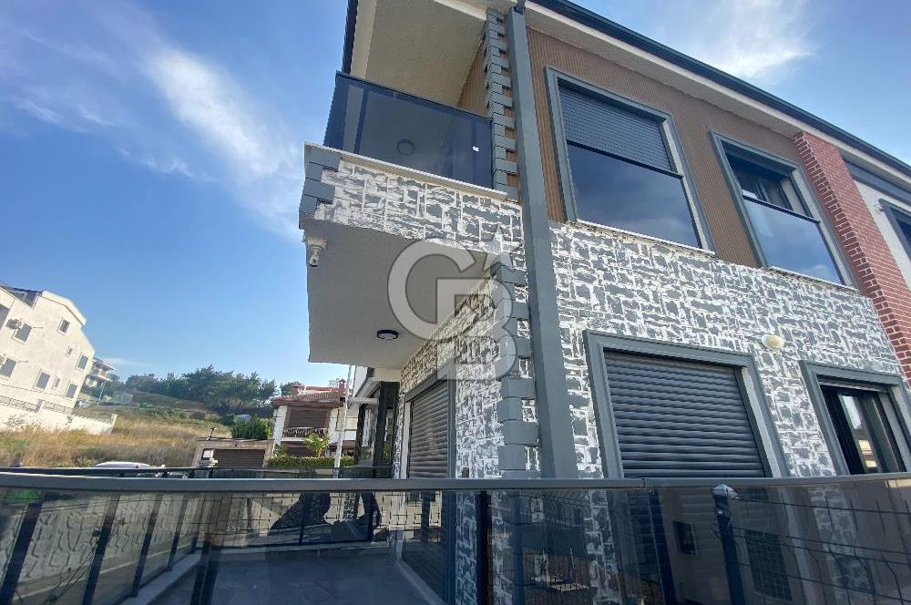 BURHANİYE İSKELE MAHALLESİNDE 4+1 TRİPLEKS VİLLA