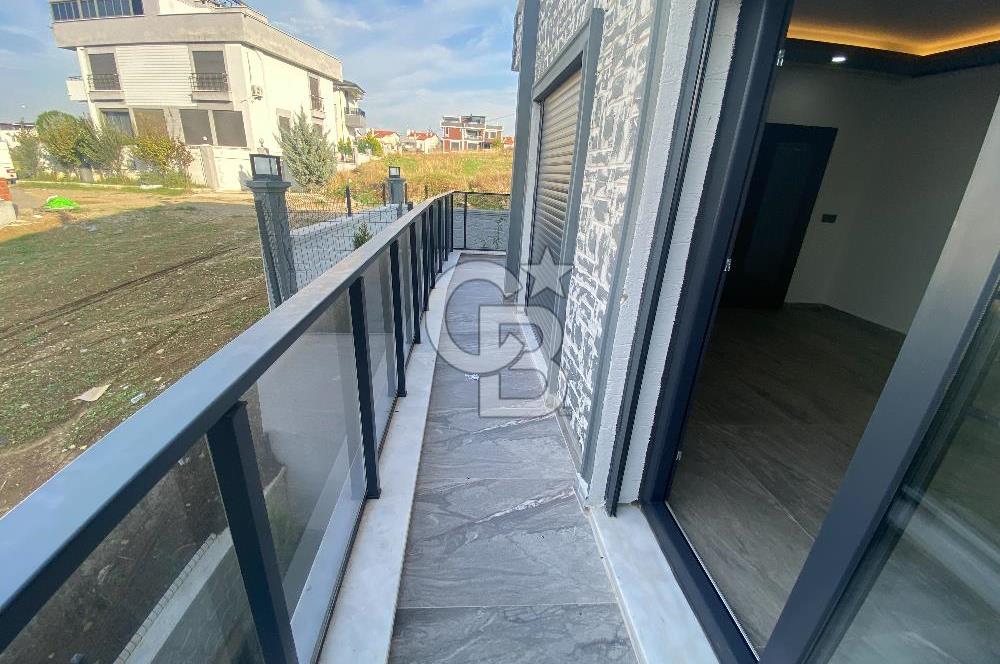 BURHANİYE İSKELE MAHALLESİNDE 4+1 TRİPLEKS VİLLA