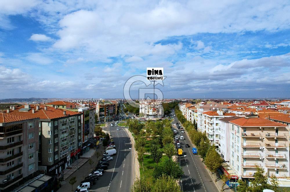 Atatürk Bulvarında Köşe Konumda Cadde Cepheli Satılık 3+1 Daire