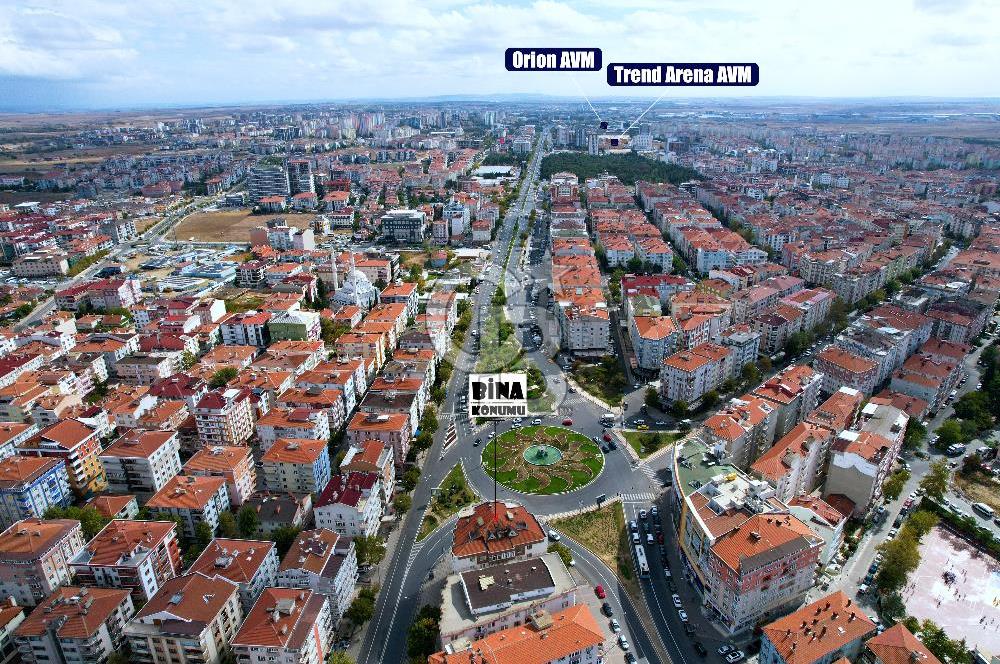 Atatürk Bulvarında Köşe Konumda Cadde Cepheli Satılık 3+1 Daire