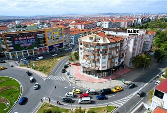 Atatürk Bulvarında Köşe Konumda Cadde Cepheli Satılık 3+1 Daire - 6 - 311889