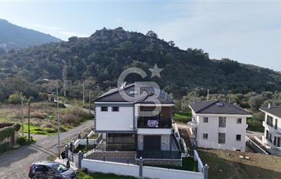 BURHANİYE İSKELE MAHALLESİNDE 4+1 TRİPLEKS VİLLA