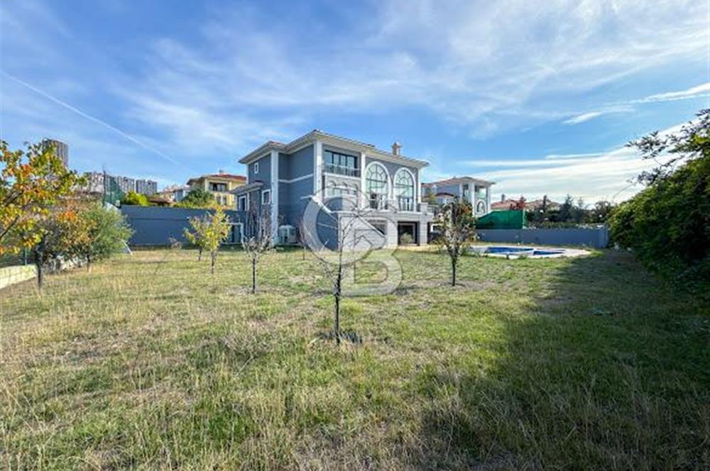 BÜYÜKÇEKMECE PELİCAN HİLL MALİKANELERİ FONTANA 9+2 SATILIK VİLLA