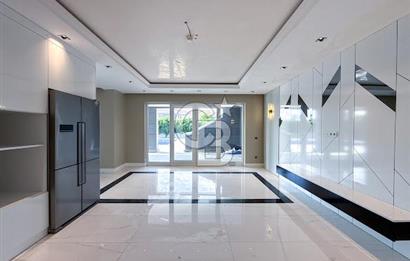 BÜYÜKÇEKMECE PELİCAN HİLL MALİKANELERİ FONTANA 9+2 SATILIK VİLLA