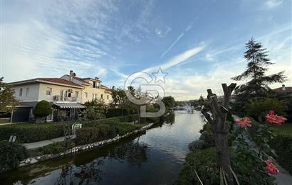 Ardıçlı Göl Evleri Satılık 4+1 Tripleks Göl Manzaralı Villa