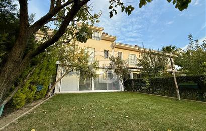 Ardıçlı Göl Evleri Satılık 4+1 Tripleks Göl Manzaralı Villa