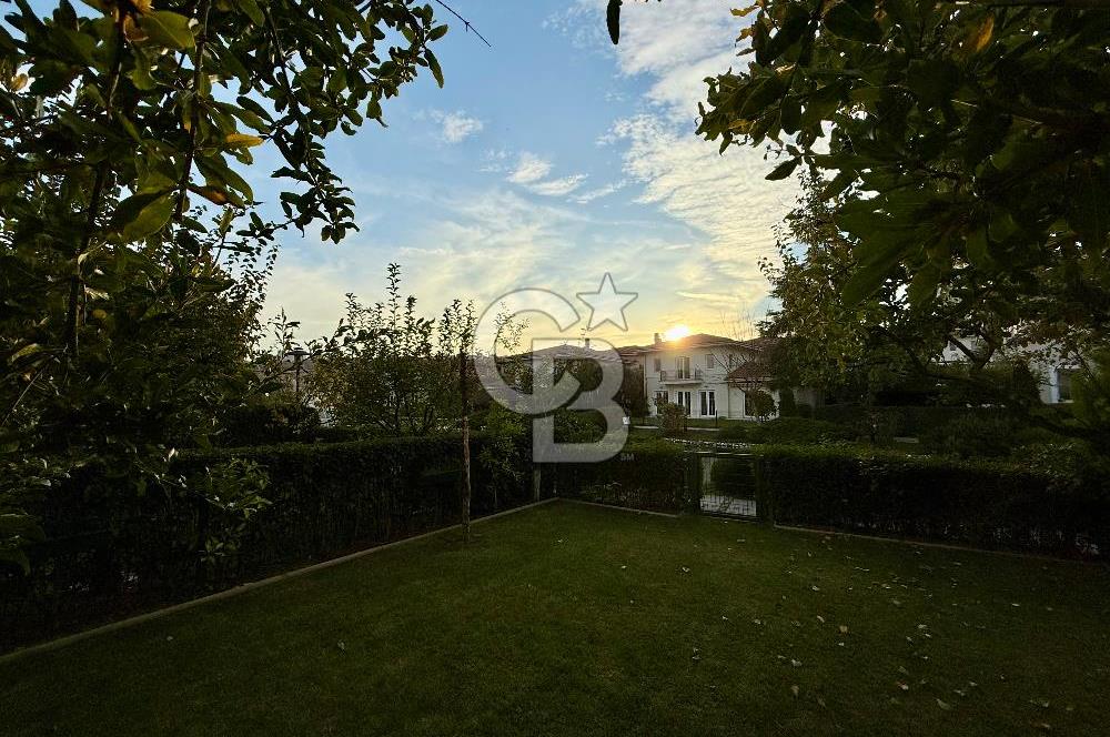 Ardıçlı Göl Evleri Satılık 4+1 Tripleks Göl Manzaralı Villa