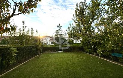 Ardıçlı Göl Evleri Satılık 4+1 Tripleks Göl Manzaralı Villa