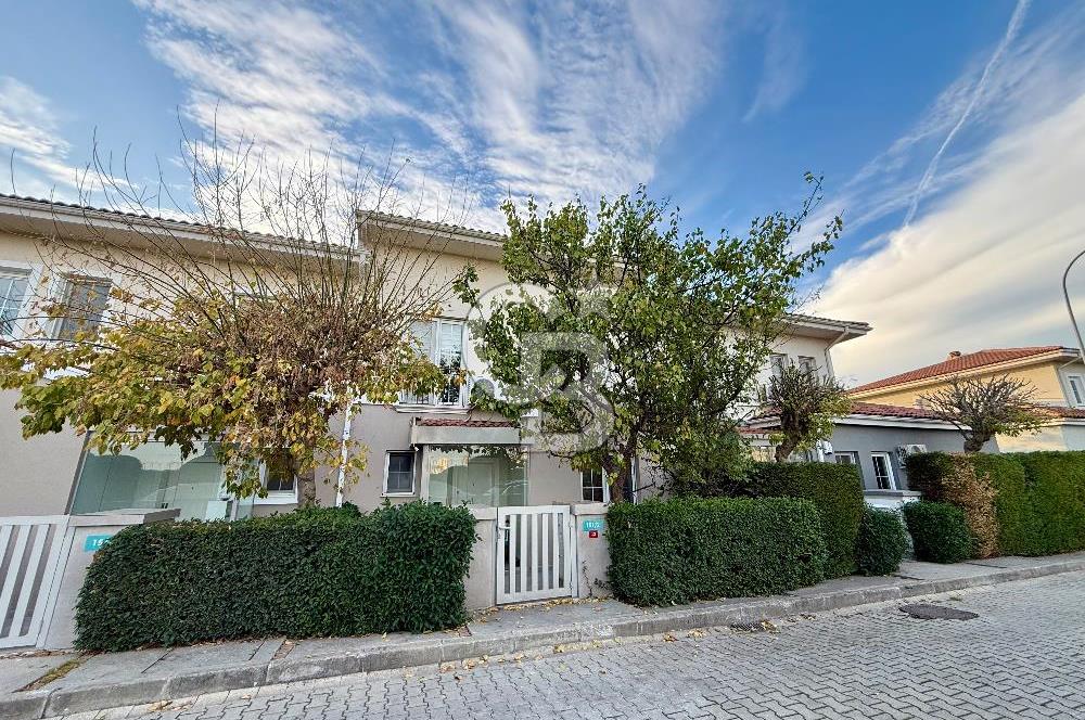 Ardıçlı Göl Evleri Satılık 4+1 Tripleks Göl Manzaralı Villa