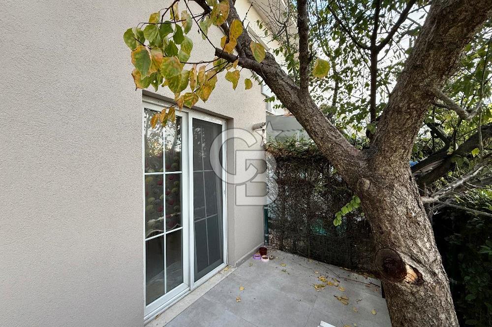 Ardıçlı Göl Evleri Satılık 4+1 Tripleks Göl Manzaralı Villa