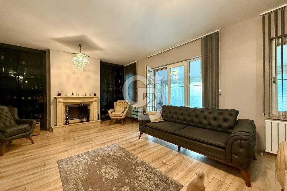 Ardıçlı Göl Evleri Satılık 4+1 Tripleks Göl Manzaralı Villa