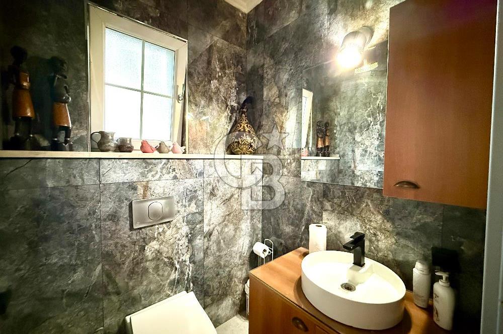 Ardıçlı Göl Evleri Satılık 4+1 Tripleks Göl Manzaralı Villa