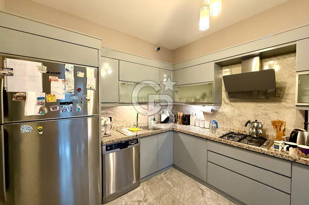 Ardıçlı Göl Evleri Satılık 4+1 Tripleks Göl Manzaralı Villa