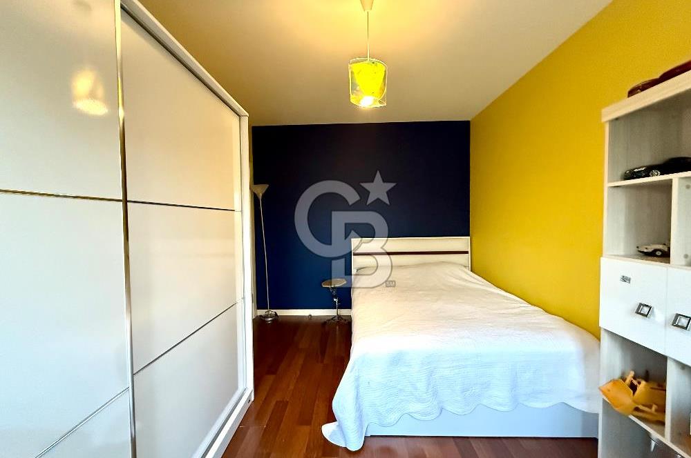 Ardıçlı Göl Evleri Satılık 4+1 Tripleks Göl Manzaralı Villa