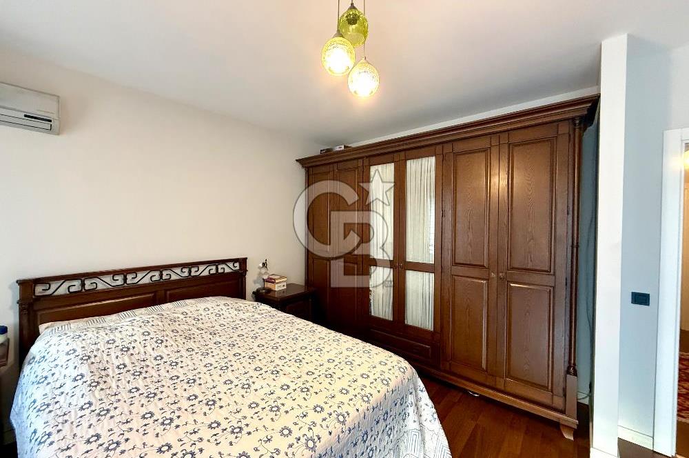 Ardıçlı Göl Evleri Satılık 4+1 Tripleks Göl Manzaralı Villa