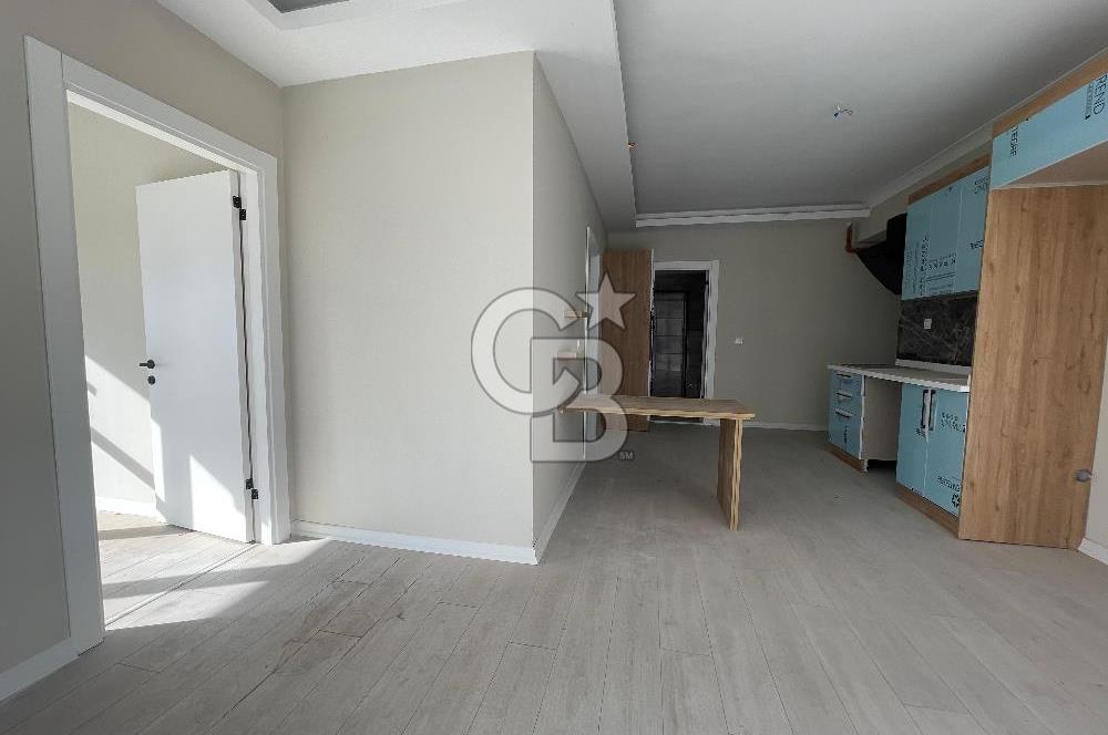 YENİBATI MAHALLESİ MASAL SUİT TE BOŞ ARAKAT 2+1