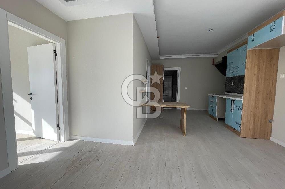 YENİBATI MAHALLESİ MASAL SUİT TE BOŞ ARAKAT 2+1