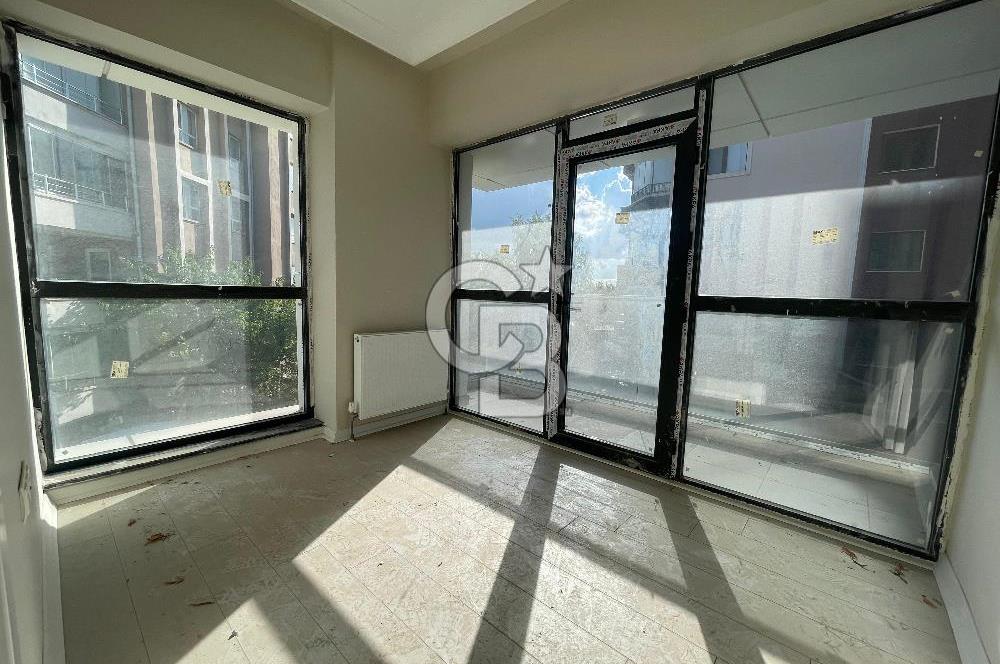 YENİBATI MAHALLESİ MASAL SUİT TE BOŞ ARAKAT 2+1