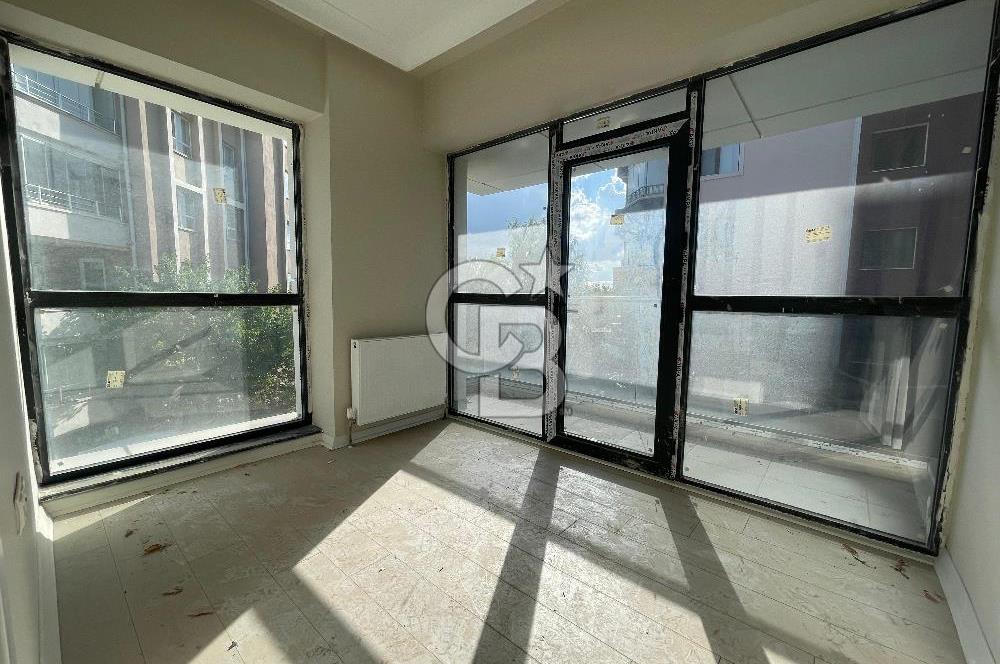 YENİBATI MAHALLESİ MASAL SUİT TE BOŞ ARAKAT 2+1