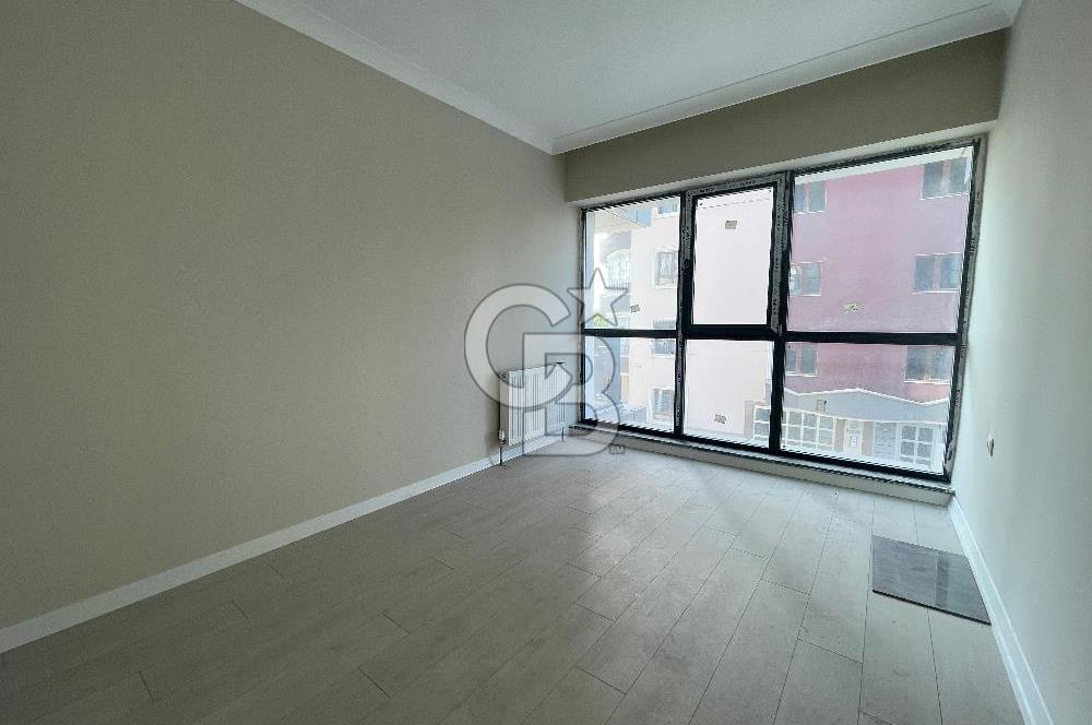 YENİBATI MAHALLESİ MASAL SUİT TE BOŞ ARAKAT 2+1