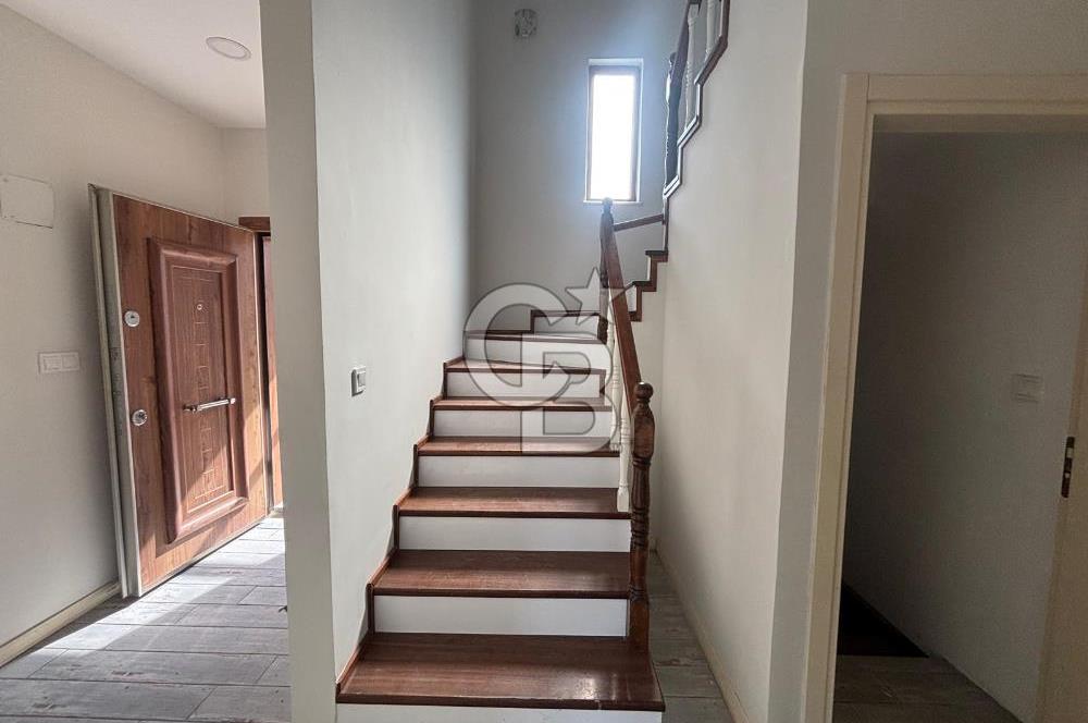 ÇANAKKALE MERKEZ SARICAELİ YAMAÇ EVLERİ SATILIK 8+1 VİLLA