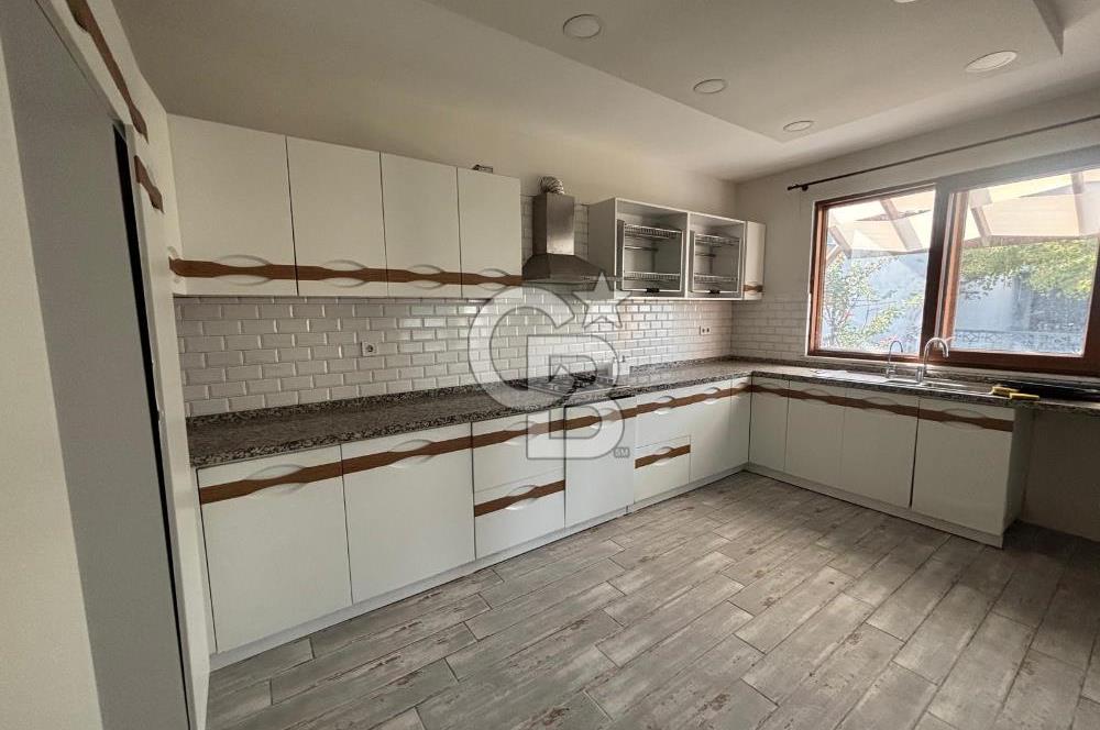 ÇANAKKALE MERKEZ SARICAELİ YAMAÇ EVLERİ SATILIK 8+1 VİLLA