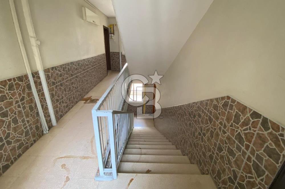 Bayraklı Soğukkuyu’da 3+1 Arakat Kiralık Daire