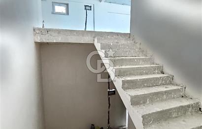 YAŞAMKENT MERKEZDE CADDE ÜZERİ İKİ KATLI KİRALIK DÜKKAN