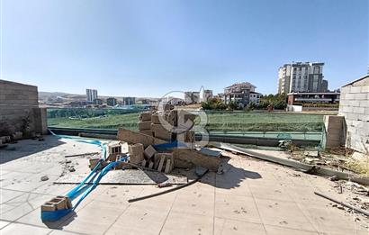 YAŞAMKENT MERKEZDE CADDE ÜZERİ İKİ KATLI KİRALIK DÜKKAN