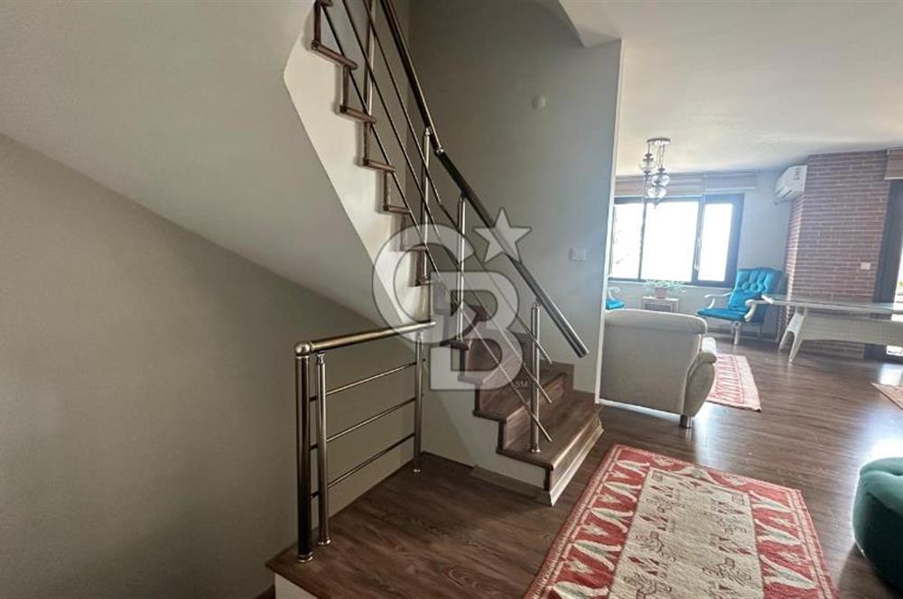 GEMLİK KURŞUNLU DA FULL DENİZ MANZARALI SATILIK 5+2 VİLLA