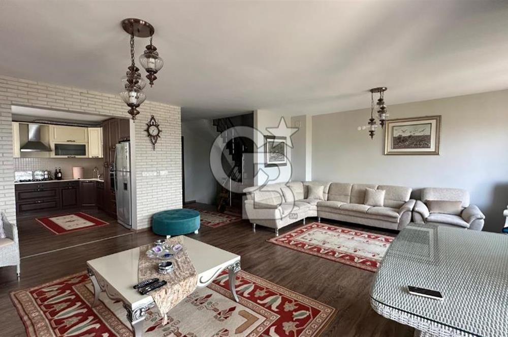 GEMLİK KURŞUNLU DA FULL DENİZ MANZARALI SATILIK 5+2 VİLLA