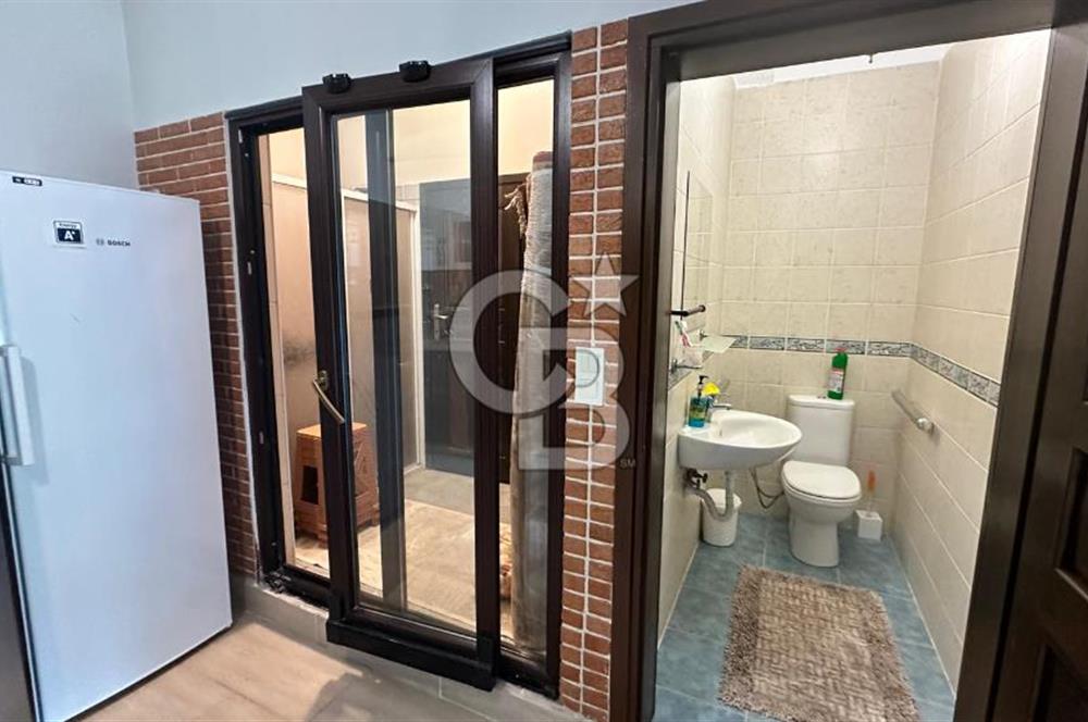 GEMLİK KURŞUNLU DA FULL DENİZ MANZARALI SATILIK 5+2 VİLLA