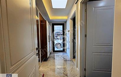 ALACAATLI DA BEYLER CADDESİNDE TİCARİ KİRALIK 8+3 VİLLA