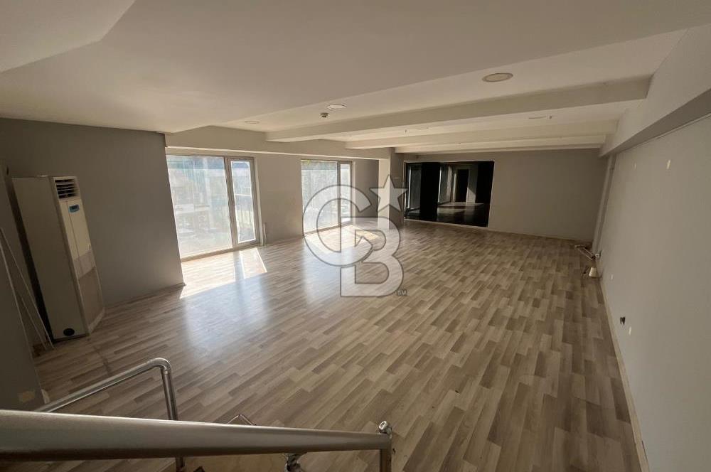 MERTER TEKSTİL MERKEZİ'NDE KİRALIK 3 KATLI DÜKKAN