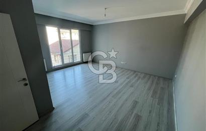 Karşıyaka Mahallesinde Geniş ve Ferah 3+1 Daire – Derin Life Sitesinde