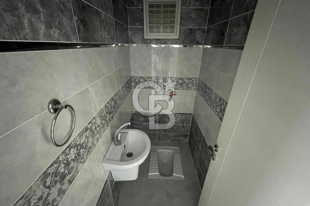 Karşıyaka Mahallesinde Geniş ve Ferah 3+1 Daire – Derin Life Sitesinde