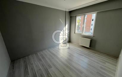 Karşıyaka Mahallesinde Geniş ve Ferah 3+1 Daire – Derin Life Sitesinde