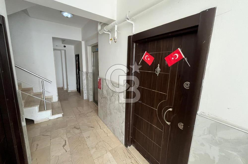 Karşıyaka Mahallesinde Geniş ve Ferah 3+1 Daire – Derin Life Sitesinde