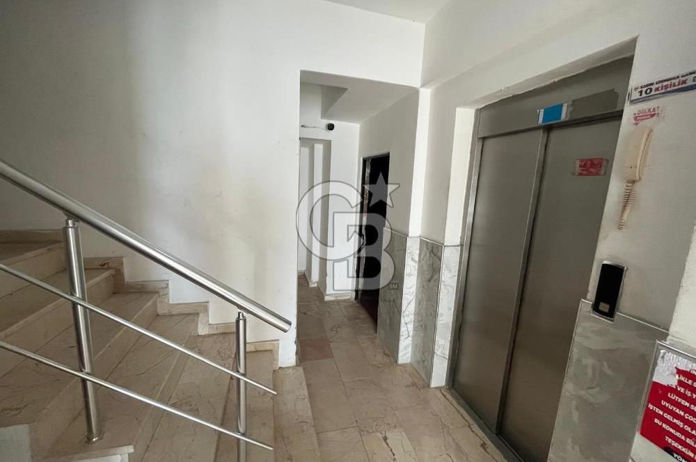 Karşıyaka Mahallesinde Geniş ve Ferah 3+1 Daire – Derin Life Sitesinde