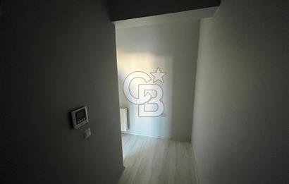 Karşıyaka Mahallesinde Geniş ve Ferah 3+1 Daire – Derin Life Sitesinde