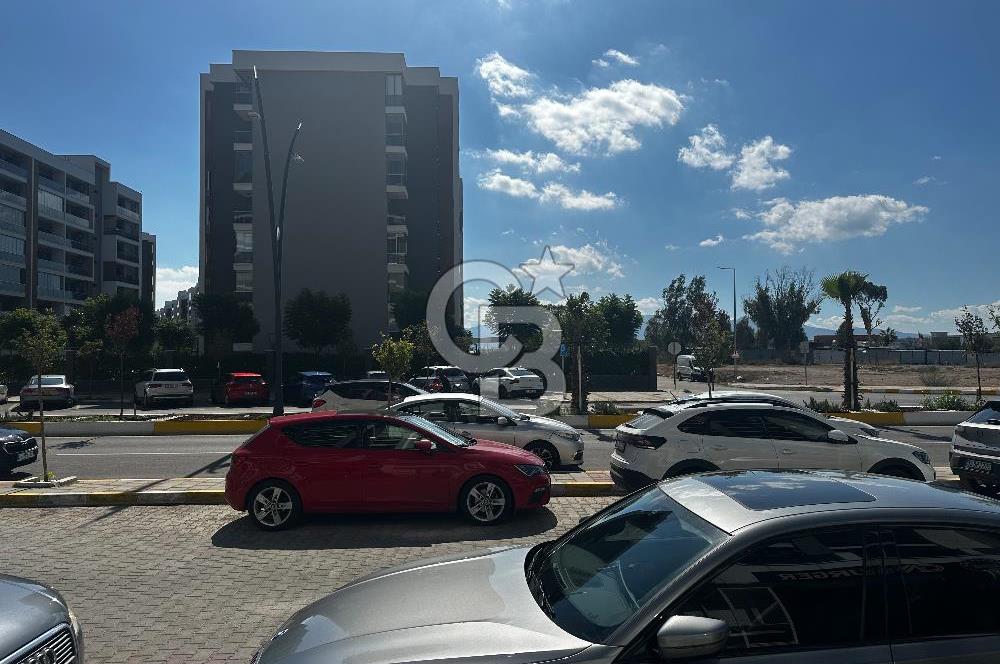 Park Yaşam Ataşehirde Kiralık 582 m² Ticari Mülk