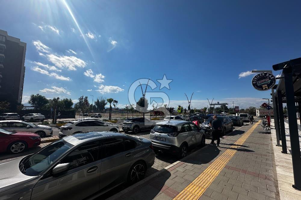 Park Yaşam Ataşehirde Kiralık 582 m² Ticari Mülk