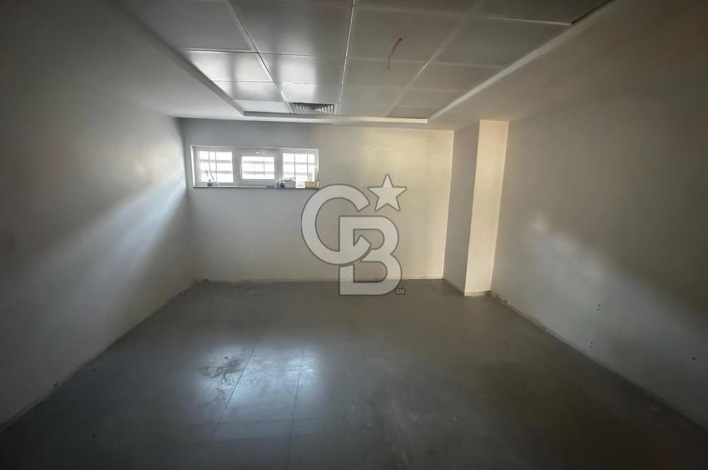 Park Yaşam Ataşehirde Kiralık 582 m² Ticari Mülk