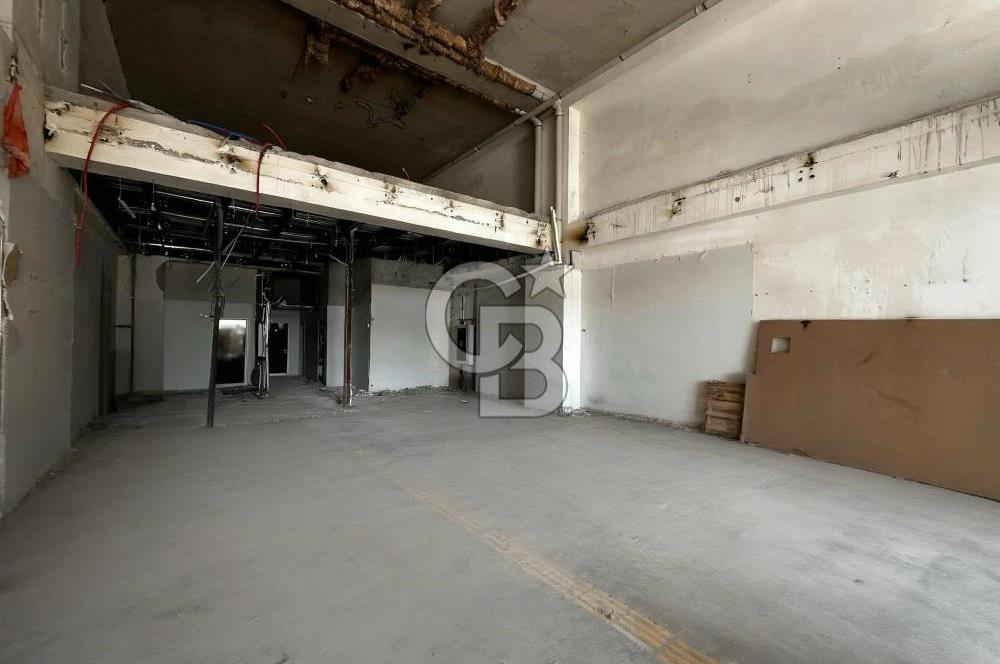 Park Yaşam Ataşehirde Kiralık 582 m² Ticari Mülk
