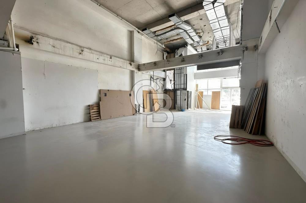 Park Yaşam Ataşehirde Kiralık 582 m² Ticari Mülk