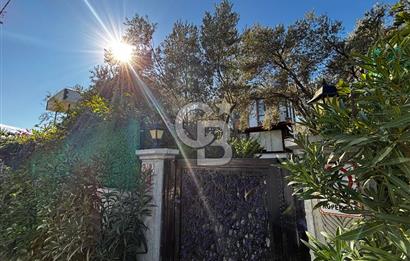 GÜRE AĞAÇLI YOLDA MÜSTAKİL BAHÇELİ 3+1 VİLLA SATILIK