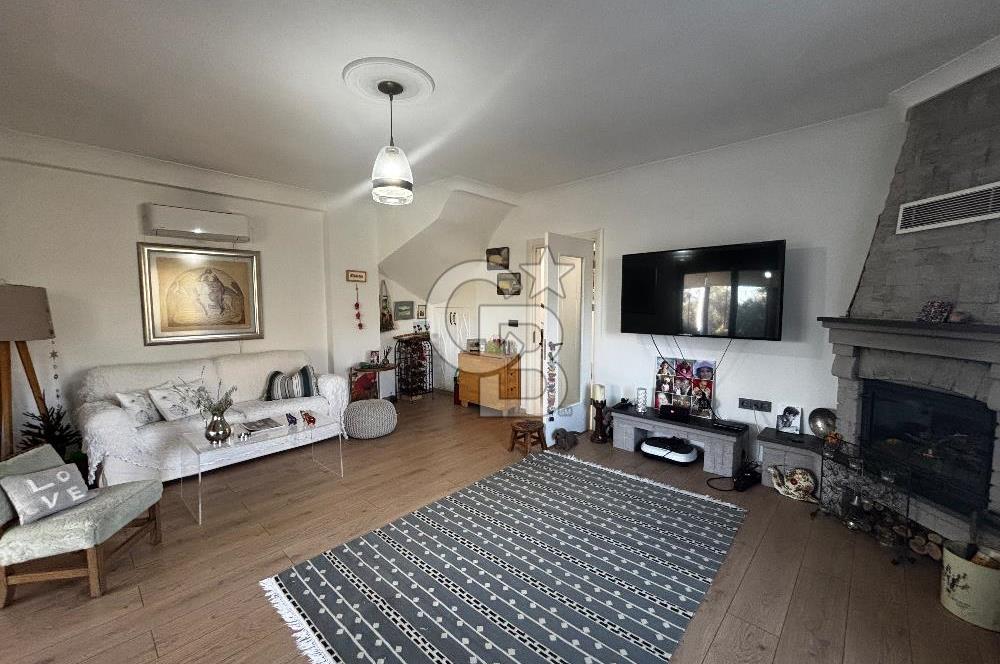 GÜRE AĞAÇLI YOLDA MÜSTAKİL BAHÇELİ 3+1 VİLLA SATILIK