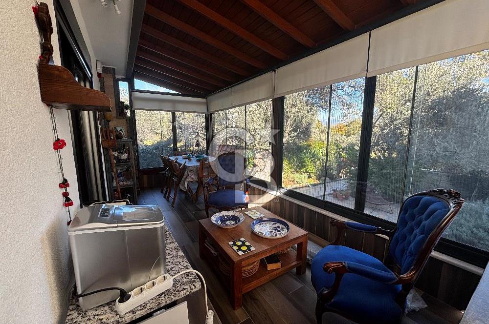 GÜRE AĞAÇLI YOLDA MÜSTAKİL BAHÇELİ 3+1 VİLLA SATILIK