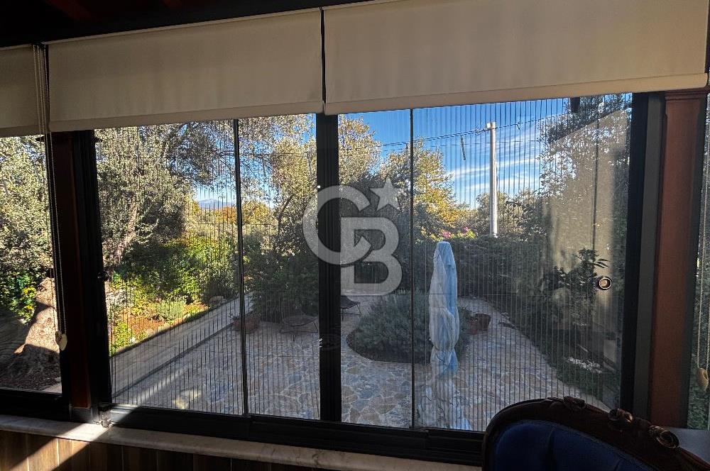 GÜRE AĞAÇLI YOLDA MÜSTAKİL BAHÇELİ 3+1 VİLLA SATILIK