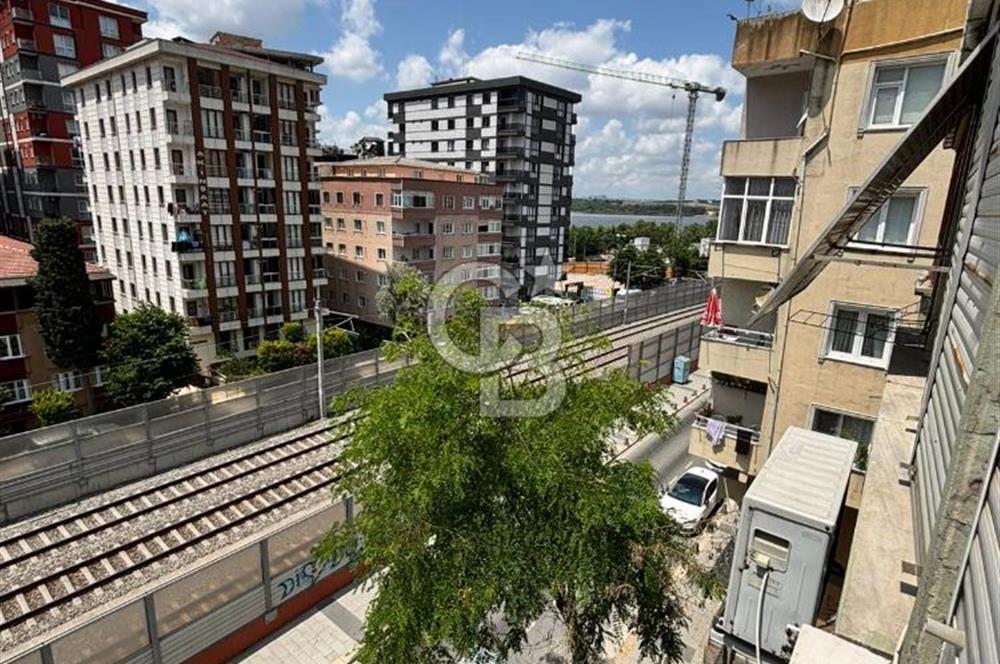 Mustafa Çağlayan'dan Küçükçekmece Cumhuriyet Mahallesi'nde Satılık Daire